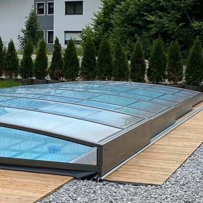 découvrez notre sélection d'abris de piscine élégants et fonctionnels, conçus pour protéger votre piscine des intempéries tout en créant un espace convivial. idéal pour prolonger votre saison de baignade et garantir la sécurité de votre famille.